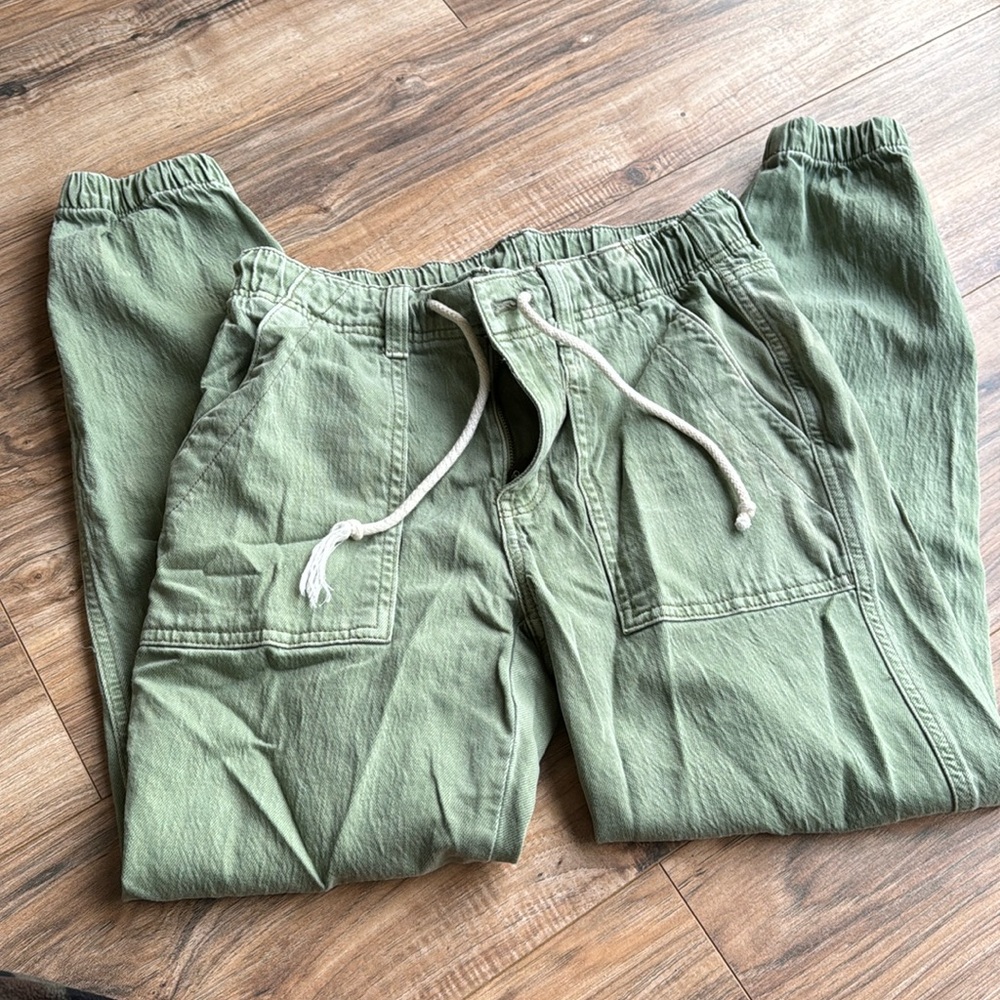 American Eagle Outfitters Green Joggers